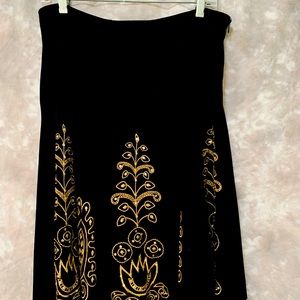 Allison Taylor Embroidered Skirt Size 10
